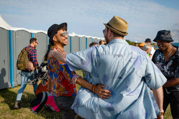 Best Emergency porta potty rental  in Willits, CA