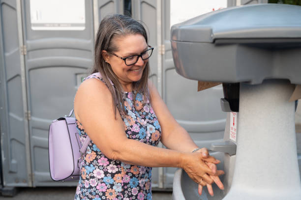 Best Sanitation services for porta potties  in Willits, CA